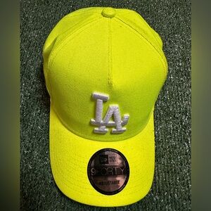 LA Dodgers highlighter, yellow baseball hat